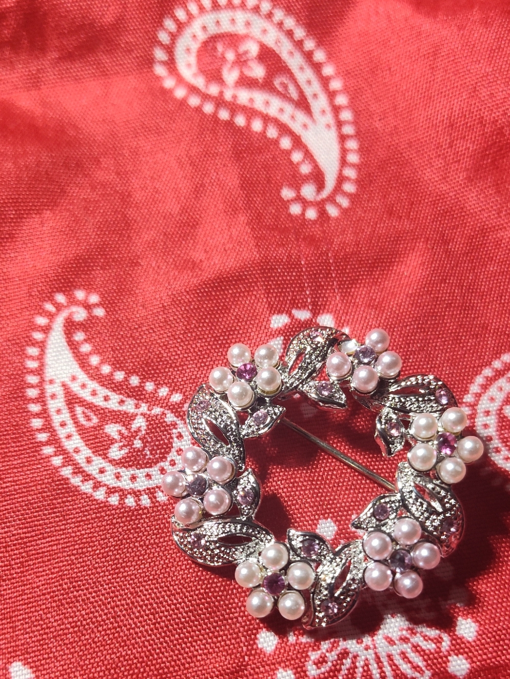 Silver  Pearl Wreath Brooch - Elegant Pink Pearls